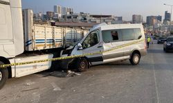 Erdemli’de feci kaza! Yurt çocuklarını taşıyan minibüs hurdaya döndü: Ölü ve yaralılar var