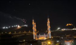 Yangın paniği: Havai fişekler kıvılcıma döndü!