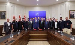 Bakan Işıkhan duyurdu: 11 hizmet kolu, 369 madde! İşte memur zamlarının detayları