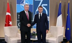 Erdoğan’dan Macron’a: Türkiye barış çabalarına ev sahipliğine hazır