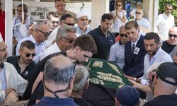 Foça’nın efsane başkanının acı kaybı: Başkan Tugay'dan taziye ziyareti