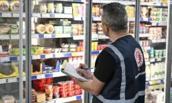 Kebapta tavuk, sucukta at eti! İzmir’de gıda skandalı
