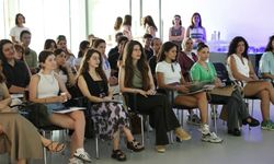 Lâl Denizli gençlerle buluştu: Gençleri motive etti