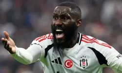 Beşiktaş’a veda etti, Premier Lig yolunu tuttu!