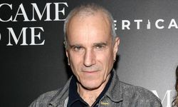 Efsane oyuncu Daniel Day-Lewis sahnelere geri mi dönüyor?