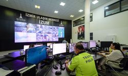 İzmir’de okul günü trafiği İZUM’un takibinde