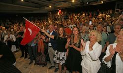 Karşıyaka’da usta gazeteciler 9 Eylül’ü anlattı