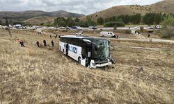 Son dakika! Otobüs ile tır çarpıştı: Çok sayıda yaralı var