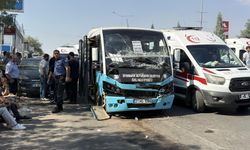 Son dakika!  Minibüs halk otobüsüne çarptı! Yaralılar var