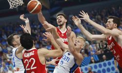 Türk basketbolunda tarihi an: 12 Dev Adam yarı finalde!