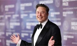 Elon Musk Epstein belgelerinde: ‘6 Aralık’ta adaya’ notu dikkat çekti
