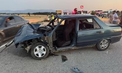 Feci trafik kazası! Ölü ve yaralılar var