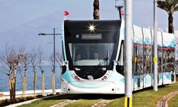 İzmir’de ulaşım alarmı: Konak Tramvayı’nda seferler durduruldu