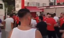 Maç öncesi taraftarlardan silahlı çatışma: Yaralılar var!