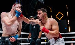 İzmirli Emircan ringleri salladı: İlk tebrik eden Conor McGregor oldu!