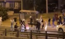 Eğlence kâbusa döndü: İzmir’de düğün çıkışı savaş alanına döndü!