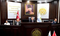 Üniversiteye kayıt yaptıranlara müjde: Ulaşım bedeli yok!