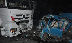 Kafa kafaya çarpışma faciaya döndü: Karayolda can pazarı