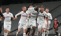 Trabzonspor'un son dakika golleri  Karagümrük'ü şok etti