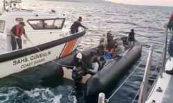 Seferihisar ve Dikili’de göçmen operasyonu: 67 kişi kurtarıldı