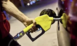 Araç sahiplerine üzücü haber: Akaryakıta zam geliyor! İşte 1 Ekim 2025 güncel benzin, motorin, LPG fiyatları