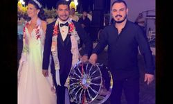 Araba jantı takı olarak verildi, düğünde şaşkınlık yarattı!