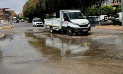 Ana cadde sular altında: Vatandaş tepkili!