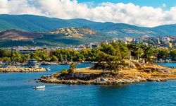 Turist akınına uğruyor! Izgara sardalyasıyla Balıkesir’de Ayvalık’ı solladı