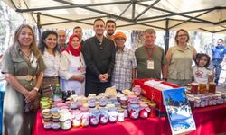 Türkiye’de bir ilk! Bornova’da reçel coşkusu!