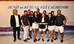 Çeşme’de rüzgarla yarıştılar! O isimler zirveye çıktı