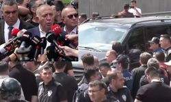 Son dakika! CHP İstanbul İl Başkanlığı Önünde kritik anlar: Gürsel Tekin’den ilk açıklama