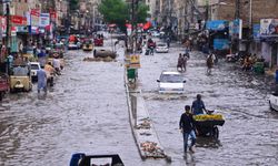 Pakistan’ı muson yağmurları vurdu: 33 can gitti