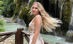 Rumen şarkıcı Otilia'dan Türk geleneklerine uygun düğün!