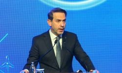 Bayraktar'dan açıklama: Türkiye’nin enerjide geleceği parlak