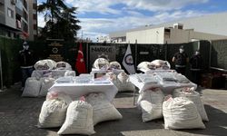 İzmir polisi tarih yazdı: Ele geçen miktar herkesi şaşırttı