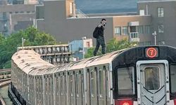 Tehlikeli akım! Metroda sörf oyunu can aldı