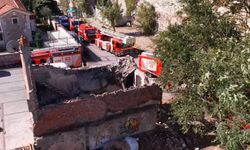 Korkunç anlar: Metruk bina aniden çöktü