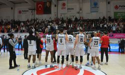 Aliağa Petkimspor korkulu rüyadan uyandı: Mersin düştü, Aliağa ligde kaldı!