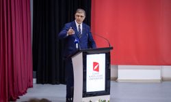 Başkan Tugay’dan gençlere çağrı: 'İnovasyonun merkezinde olun'