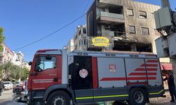 İzmir’de binada korku dolu anlar: Alevler üst katlara sıçradı!