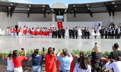 Bucalı miniklerden duygusal 29 Ekim kutlaması