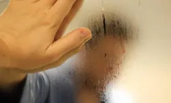 Banyo aynasındaki buğu sorununa doğal çözümler