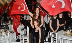 Çeşme’de Cumhuriyet Resepsiyonu düzenlendi