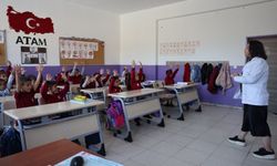 Dünya El Yıkama Günü’nde anlamlı etkinlik: Bayraklı’dan çocuklara hijyen eğitimi