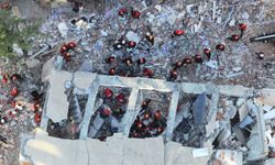 Gebze'de 7 katlı bina neden çöktü, binanın altından metro mu geçiyor?