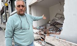 İzmir’de facianın eşiğinden dönüldü: Kamyon evin içine girdi