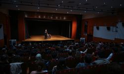 İZKİTAP’ta unutulmaz gece: Tahsin Hasoğlu’na İzmirlilerden büyük ilgi