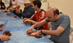 İzmir’de sanatla terapi atölyesi engellilere umut oldu