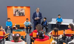Kültürpark’ta masalsı gün: Cemil Tugay ve minikler bir arada