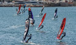 Rüzgar sörfünün kalbi Çeşme'de attı: Alaçatı Windfest'te ödüller sahiplerini buldu